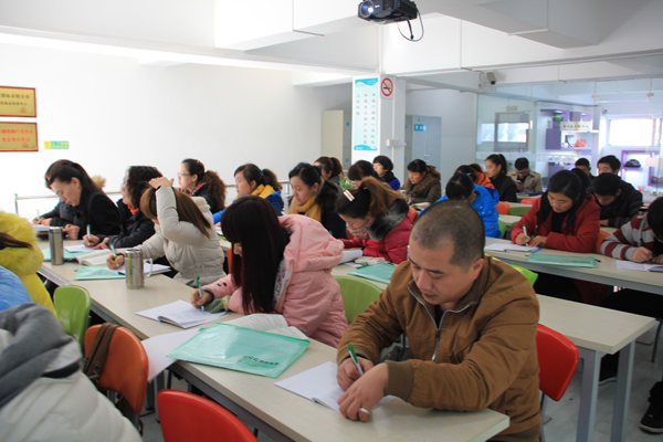 加盟UCC干洗店:草根階層的命運轉變